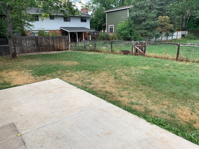 Building Photo - 1518 Glen Haven Dr