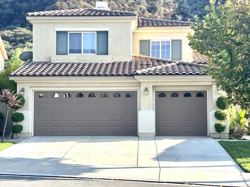 Primary Photo - 17870 Wren Dr