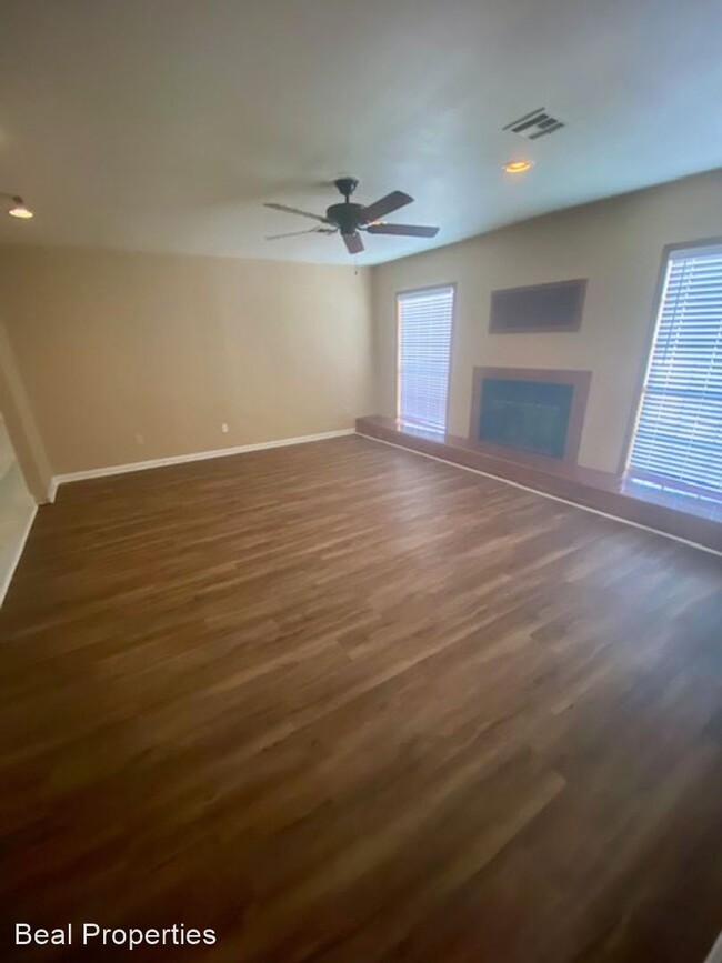 Foto del edificio - 3 br, 2 bath House - 1116 Berkeley St