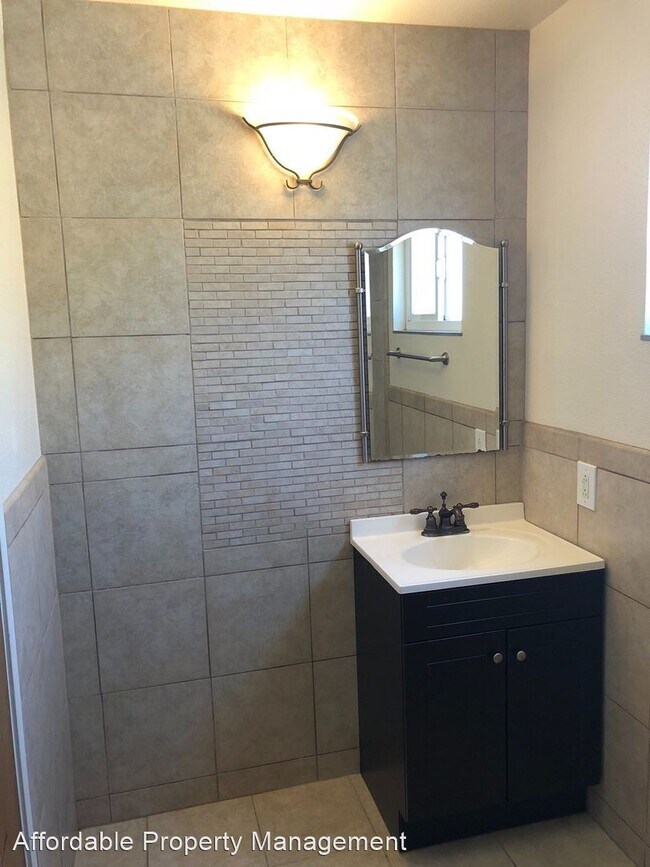 Building Photo - 3 br, 2 bath House - 4261 Vincente Street