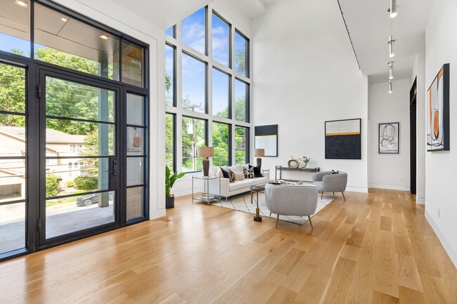 Photo - 3554 Military Rd House