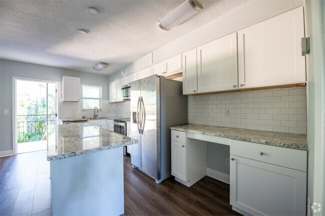 1BR, 1BA - 550SF - Kitchen - The Corvette Apartments