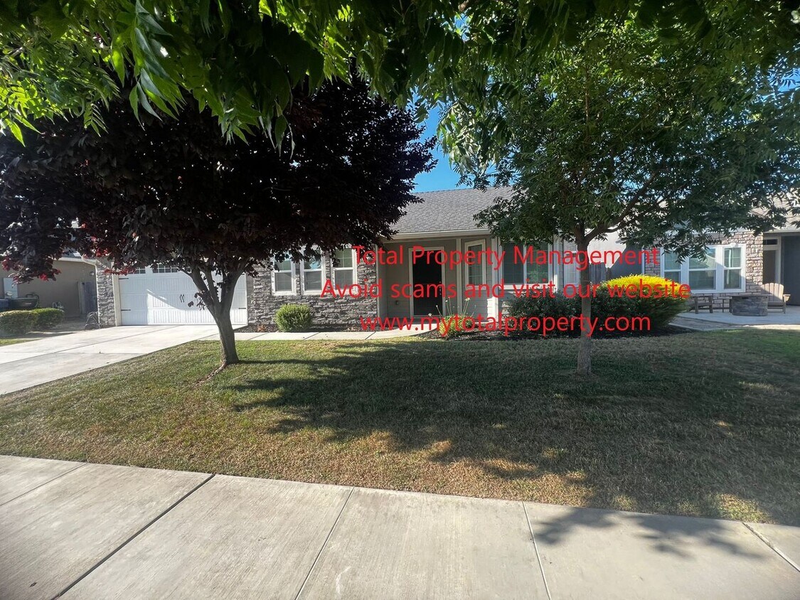 Primary Photo - 2619 Ship Rock Ave