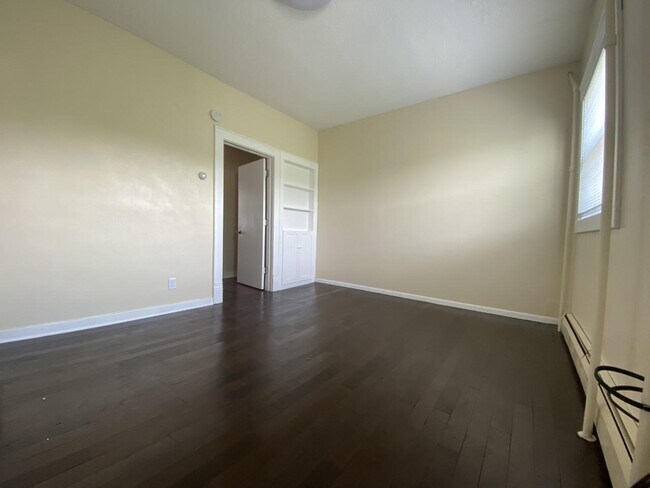 Foto del edificio - 311 America Ave NW