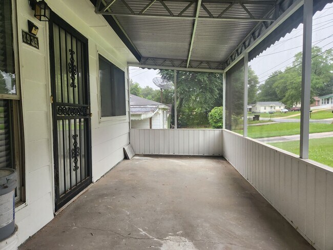Foto del edificio - 2939 Gleason Ave
