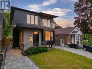 Building Photo - 44 Doris Dr