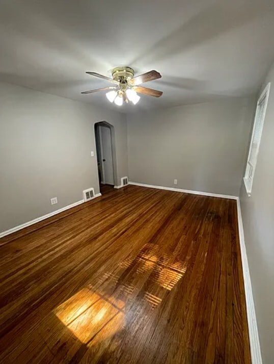 Building Photo - 344 Ridgeway Rd