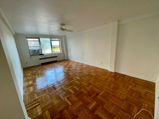 Foto del edificio - 1450 Palisade Ave