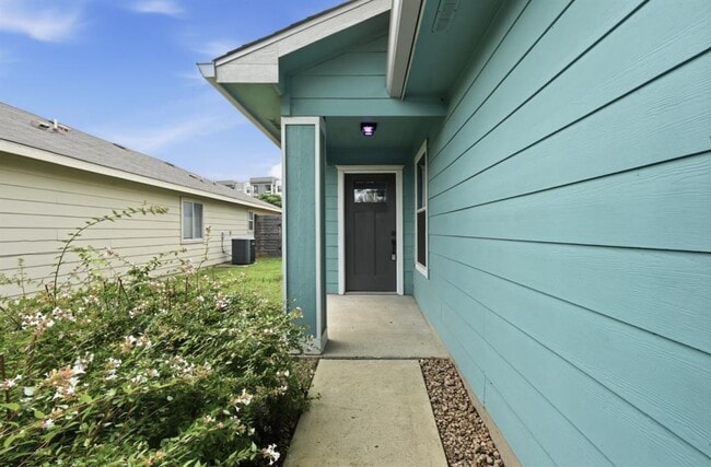 Building Photo - 1621 Coriander Dr