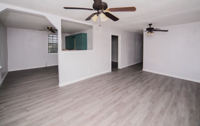 Foto del edificio - 2726 Guadalupe St