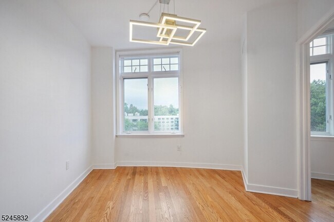 Foto del edificio - 616 S Orange Ave
