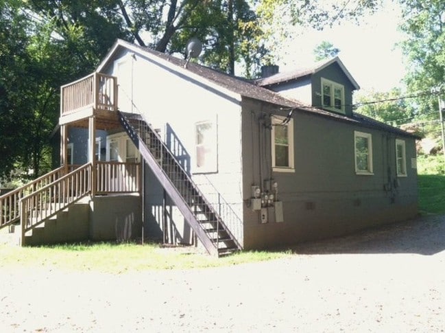 Building Photo - 4104 Glenwood Dr