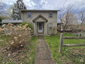 Building Photo - 206 South St