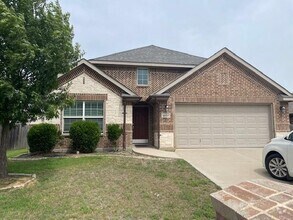 Building Photo - 4045 Winter Springs Dr