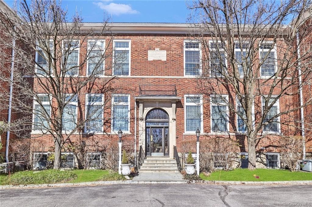 20 Whippoorwill Rd E Unit 1C, Armonk, NY 10504 Room for Rent in