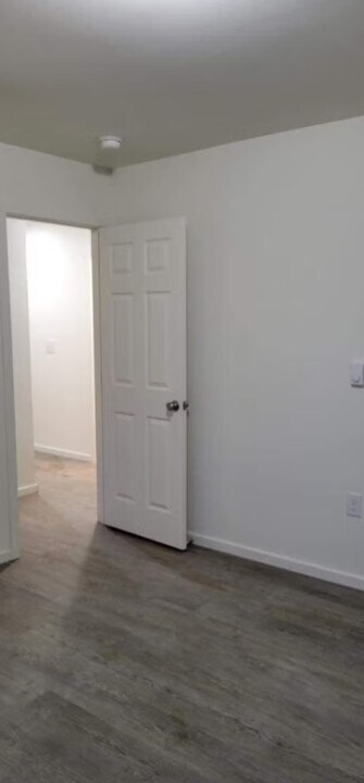 Foto del edificio - 517-517 E 2nd St