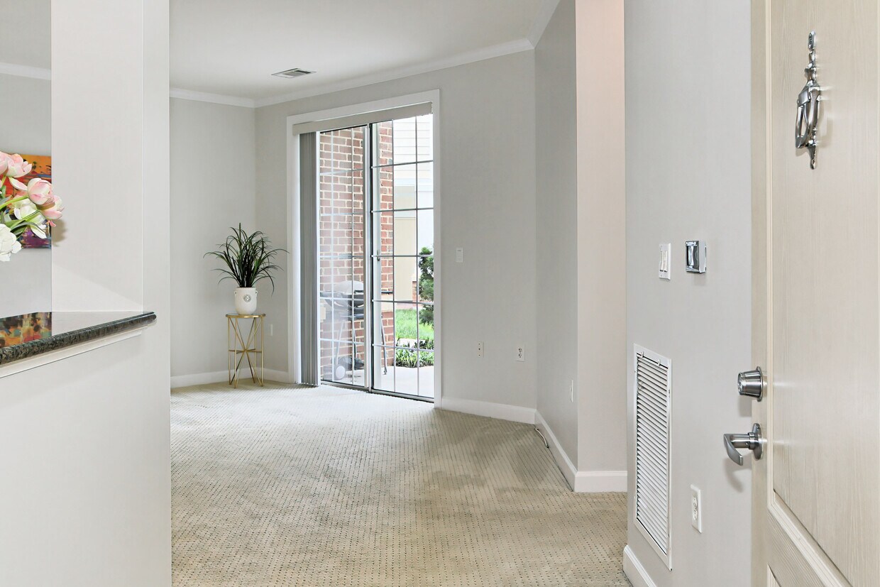 Foto principal - 400 Cameron Station Blvd