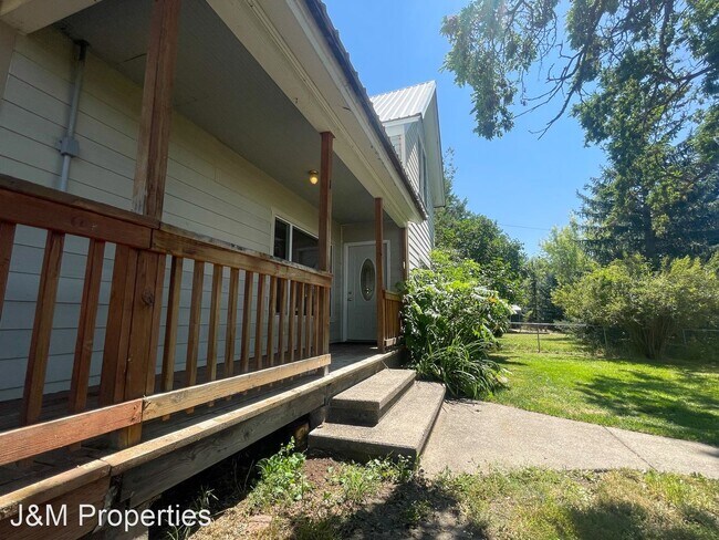 Foto del edificio - 2 br, 1.5 bath House - 1601 Conklin St