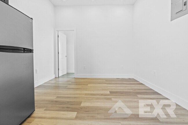 Foto del edificio - 641 St Marks Ave