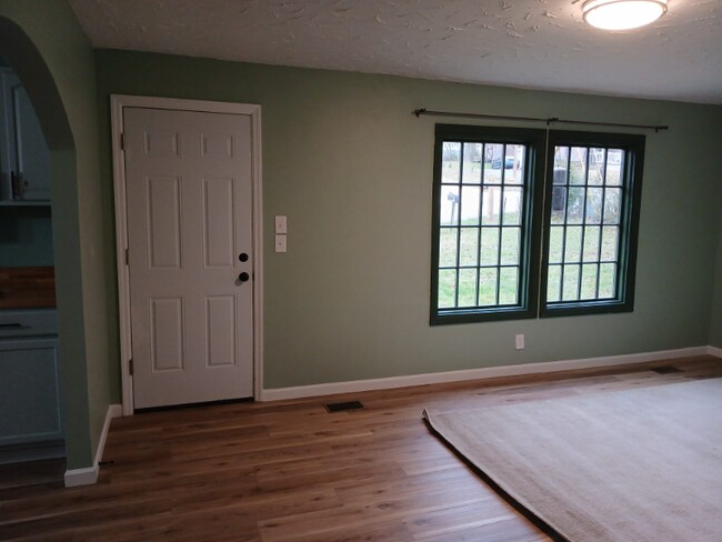 Foto del edificio - 1967 Old Liberty Hill Rd