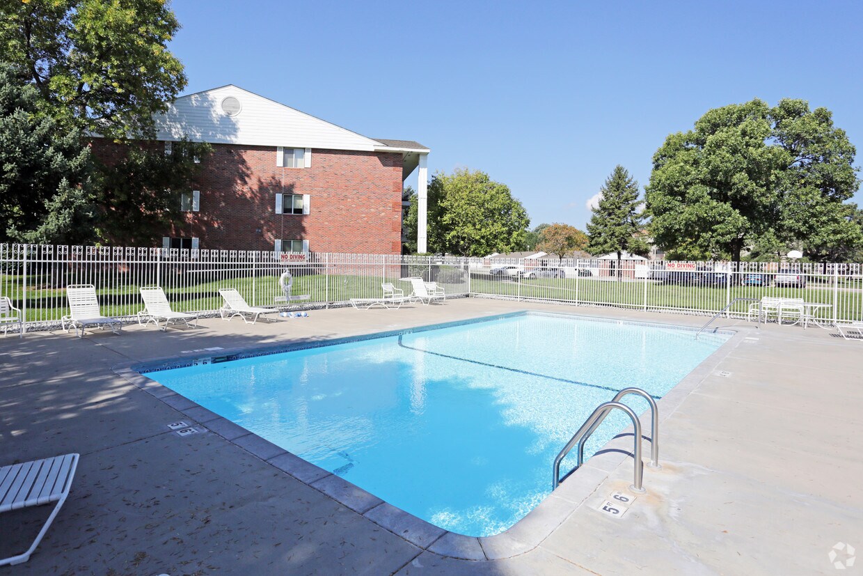 Colonial Heights Apartments - Lincoln, NE | Apartments.com
