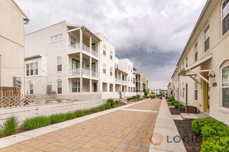 Building Photo - 10592 Redknife Dr