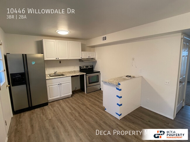 Building Photo - 3 Bedroom Condo