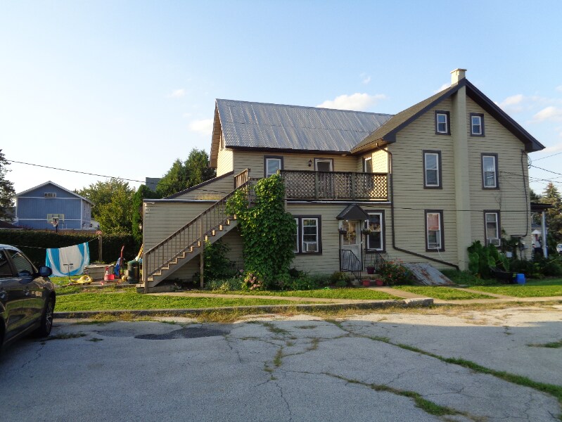 796 Pequea Ave, Gap, PA 17527 Apartment for Rent in Gap, PA