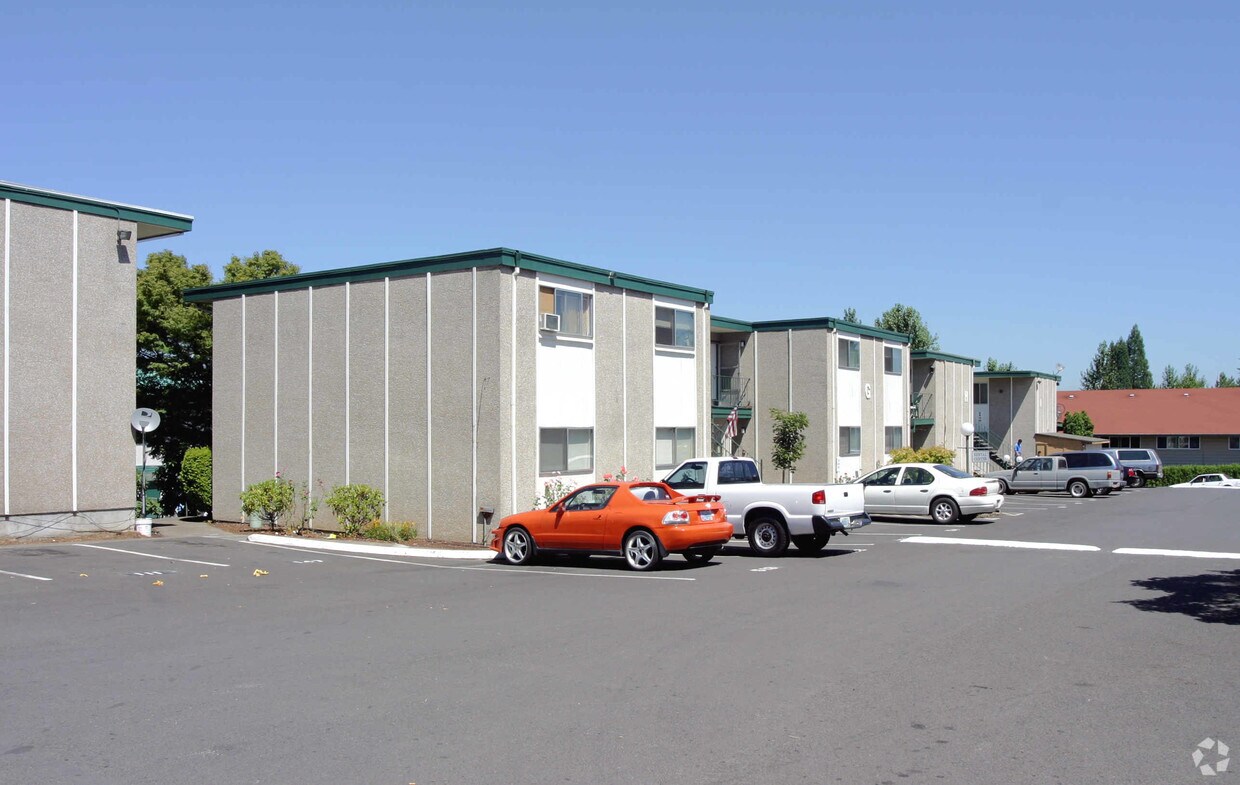 Primary Photo - Walnut Place Apartments
