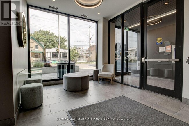 Photo du bâtiment - 100 Garment St