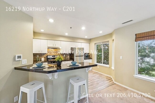 Building Photo - 16219 Northup Way
