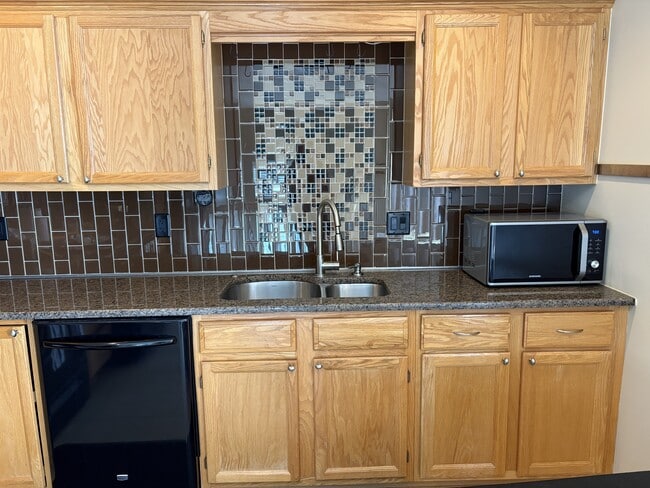 Building Photo - 6834 Palos Verdes Ln