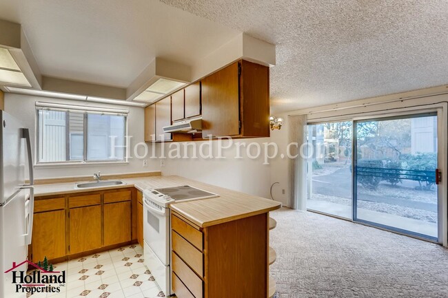 Building Photo - 3404 19th Ave