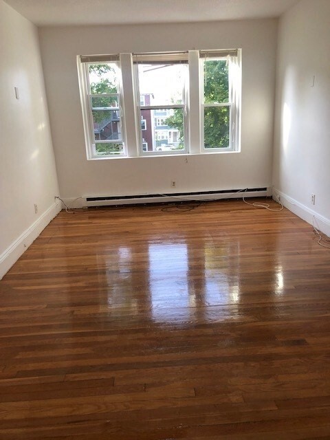 Building Photo - 451 Norfolk St