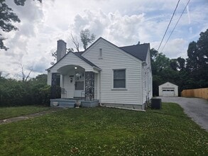Building Photo - 3232 Ashley St