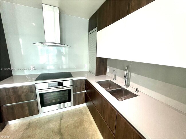Foto del edificio - 2 br, 2 bath Condo - 133 NE 2nd Ave Apt 3106