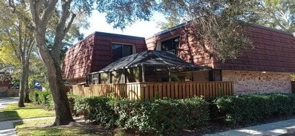 Building Photo - 2706-2712 12th Ct