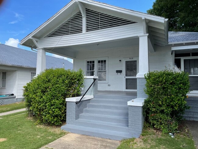 Photo - 908 1st Ave Apartment