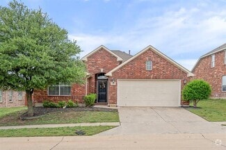 Building Photo - 404 Dartmoor Dr