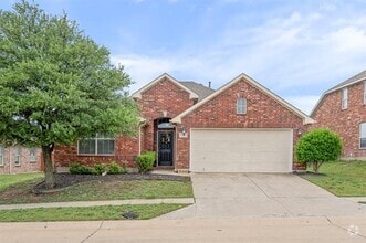 Building Photo - 404 Dartmoor Dr