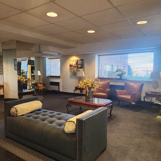 Building Photo - 6515 JFK Blvd E