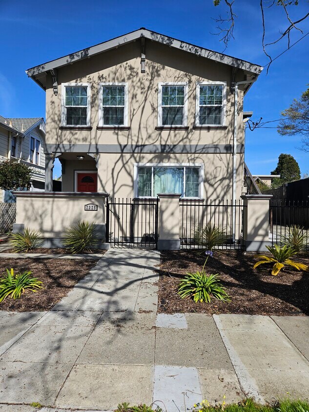 Foto principal - 2325 Sixth St, Berkeley, CA