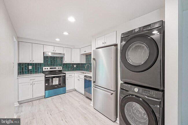 Foto del edificio - 1009 Timber Creek Rd