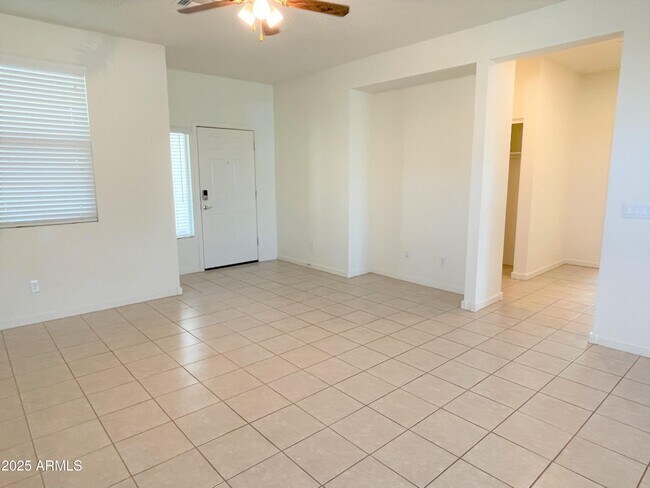Building Photo - 30976 N Audobon Dr