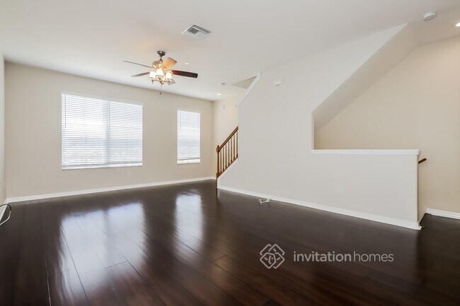 Foto del edificio - 2561 Lexington Oak Dr