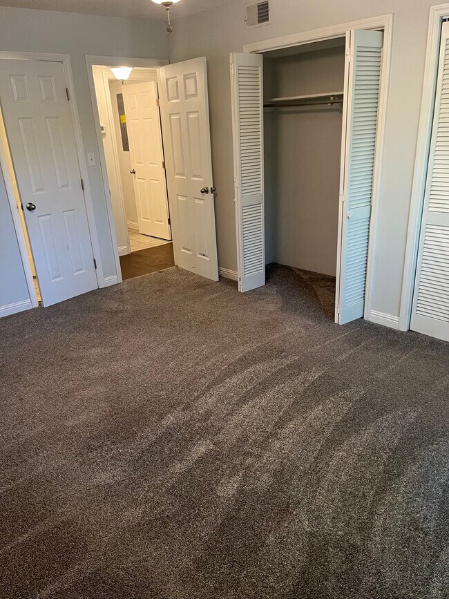 405 Harbison Blvd Unit 212, Columbia, SC 29212 Condo for Rent in