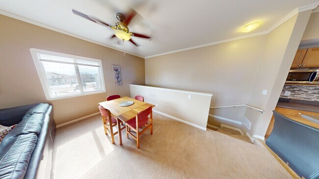 Photo du bâtiment - 8640-8103 103 Ave