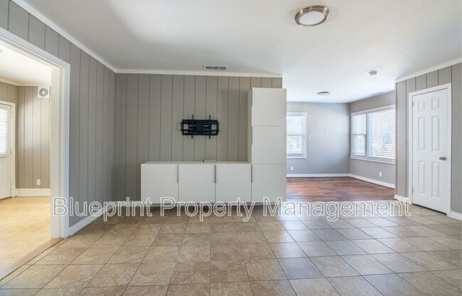 Foto del edificio - 513 10th Ave S