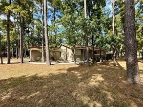 Building Photo - 4 Marabou Pl