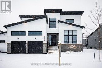 Building Photo - 126 Tekiah Rd